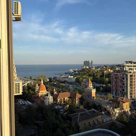 Gagarin Plaza Apartments Odesa Exterior foto
