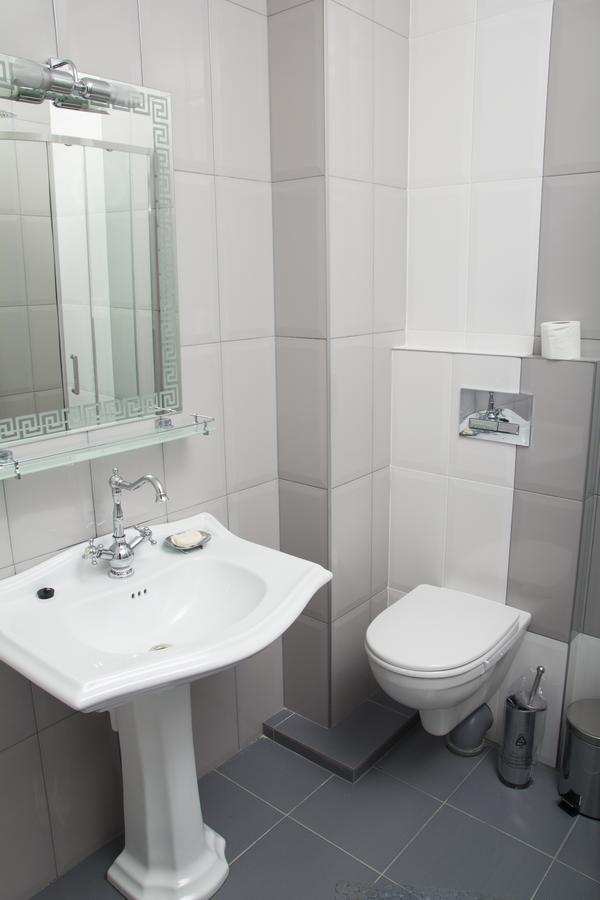 Gagarin Plaza Apartments Odesa Exterior foto